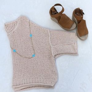 Free People Halo Pullover Sweater. EUC.